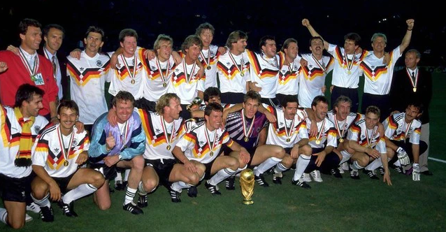 World Cup 1990: Chiến thắng lịch sử trên sân nhà